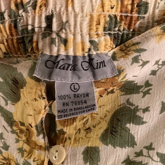 Large Vintage Marla Kim floral button down skirt - Picture 3 of 4